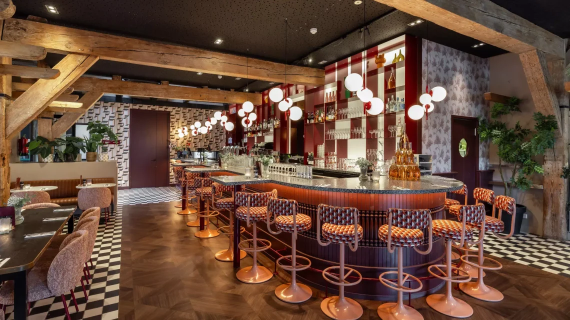 Projects 1 Restaurant Dengh 5